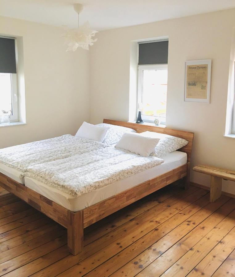 Komplettes Ferienhaus Fuer Bis Zu 4 Personen Dornheim Exterior photo